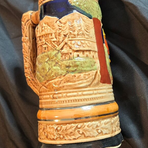 Vintage Ceramic German Beer Stein Music Box (not working) & Village Relief - Picture 4 of 10